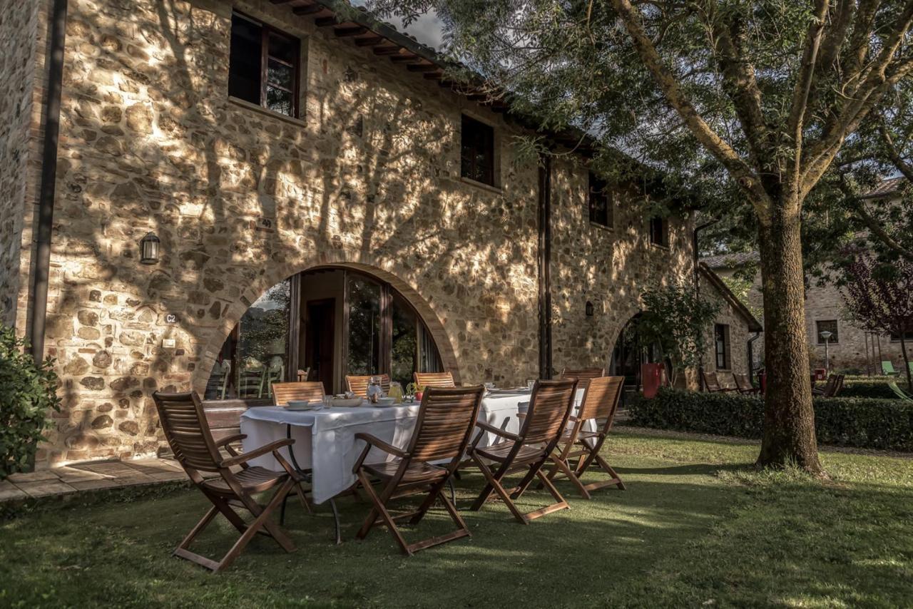 Aparthotel Borgo Al Cerro Casole dʼElsa Zewnętrze zdjęcie