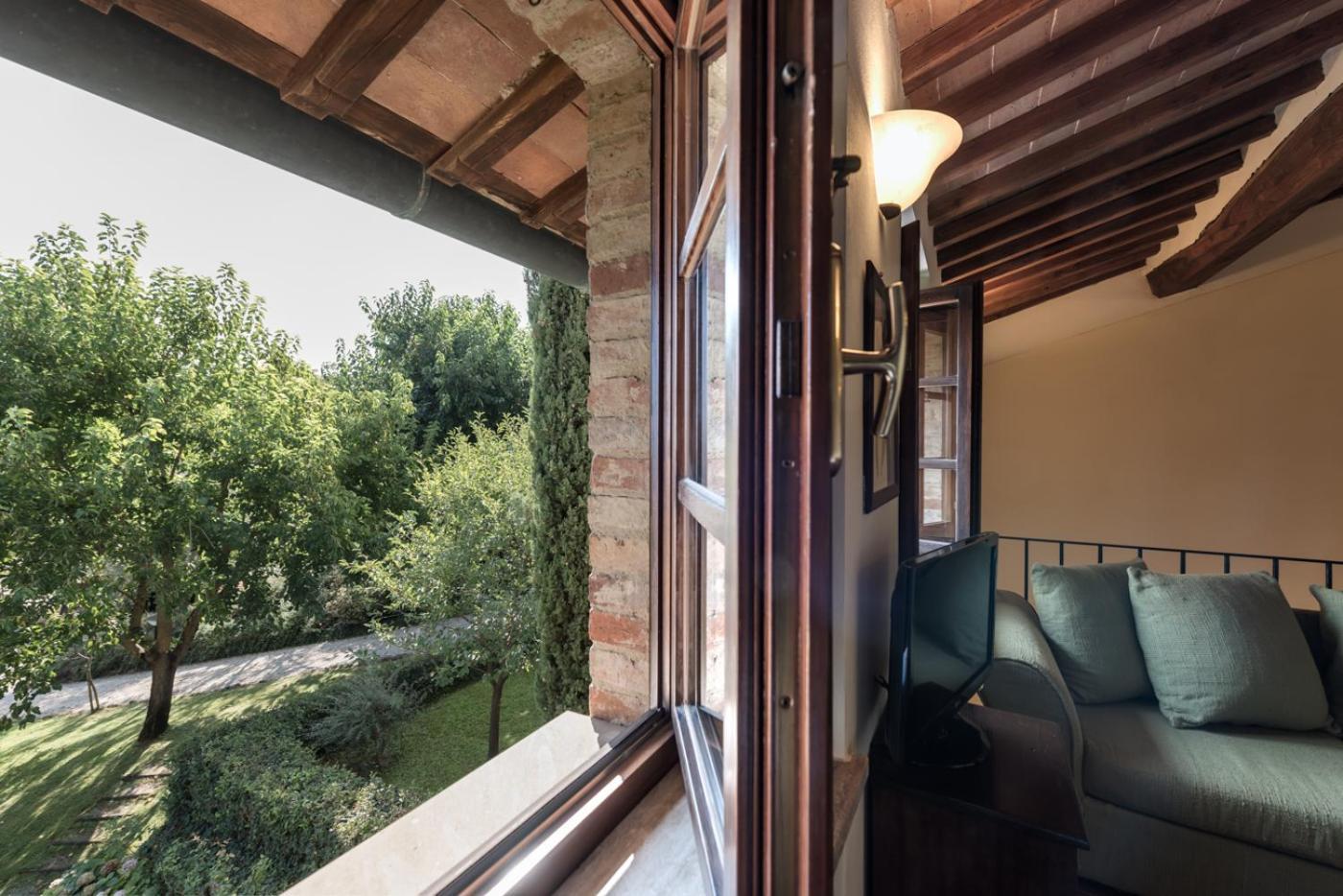 Aparthotel Borgo Al Cerro Casole dʼElsa Zewnętrze zdjęcie